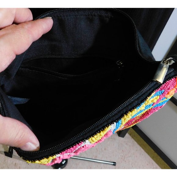 WOW Beaded Cross Body Purse Flat Black - Picture 4 of 6